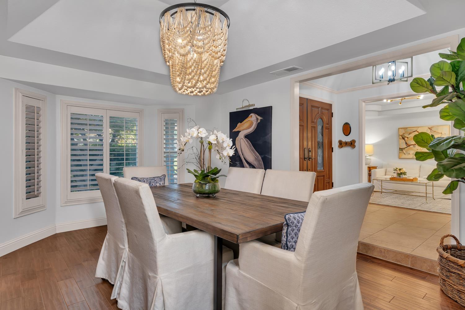 859 E Partridge Ln, Fresno, CA 93730