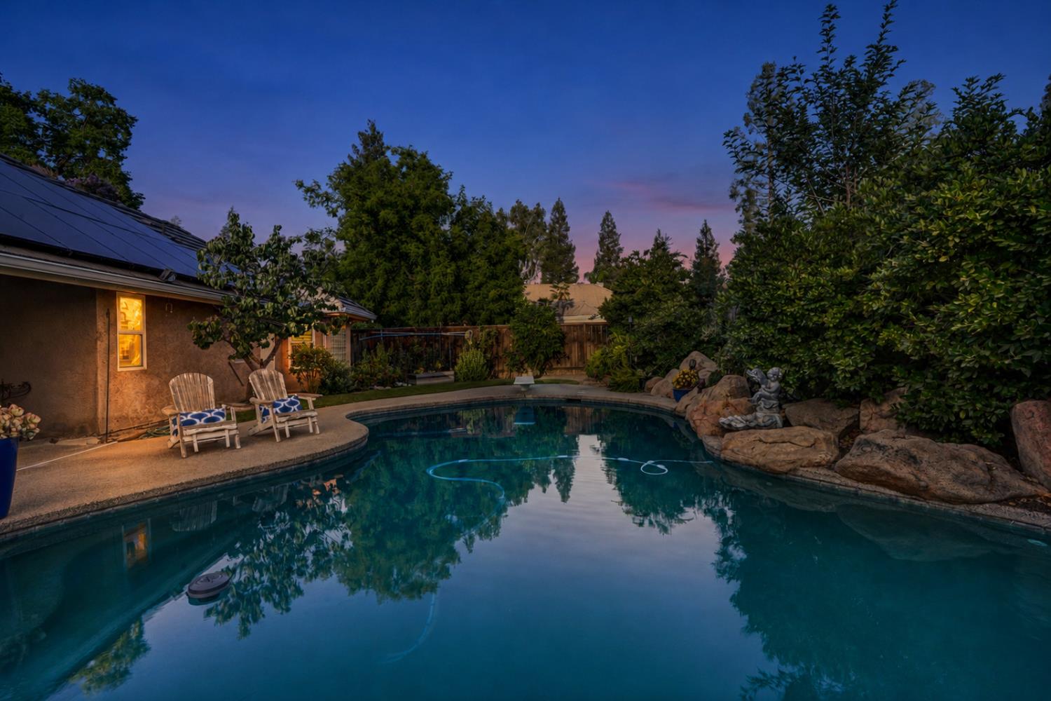 859 E Partridge Ln, Fresno, CA 93730
