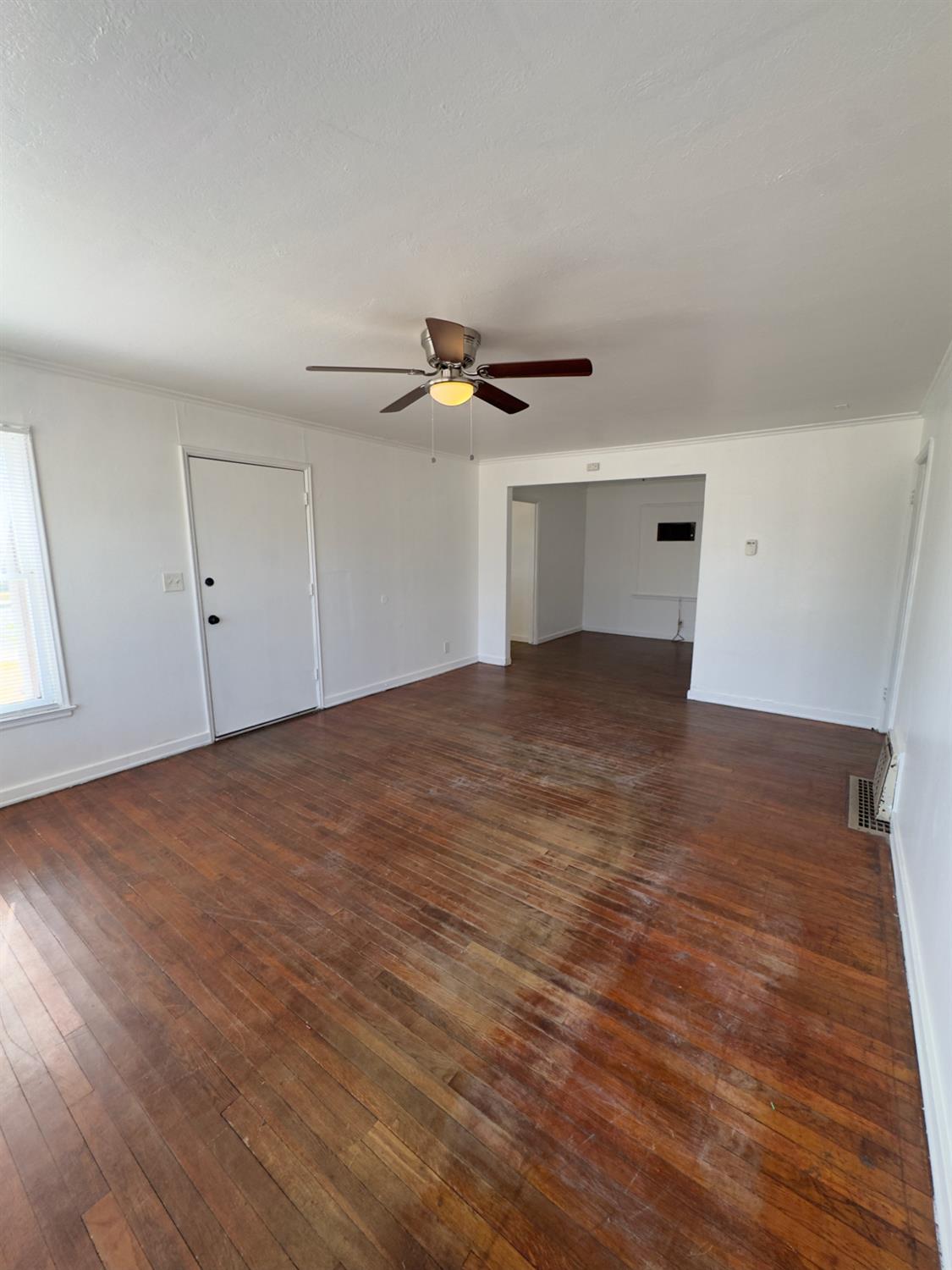 1242 E Shields Ave, Fresno, CA 93704