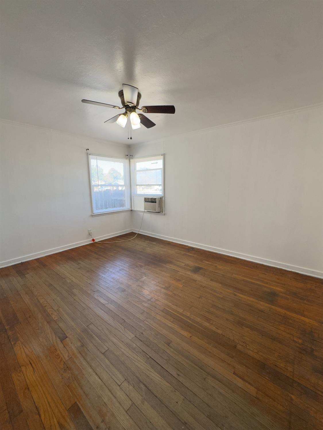 1242 E Shields Ave, Fresno, CA 93704