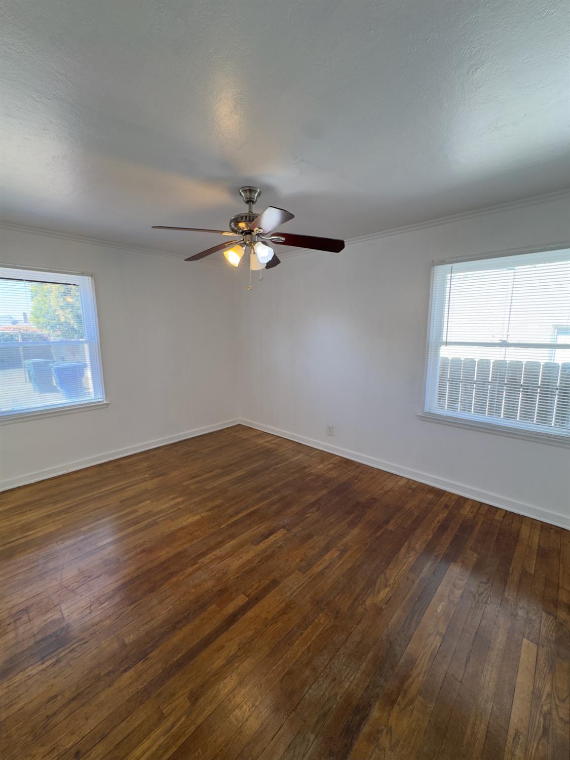 1242 E Shields Ave, Fresno, CA 93704