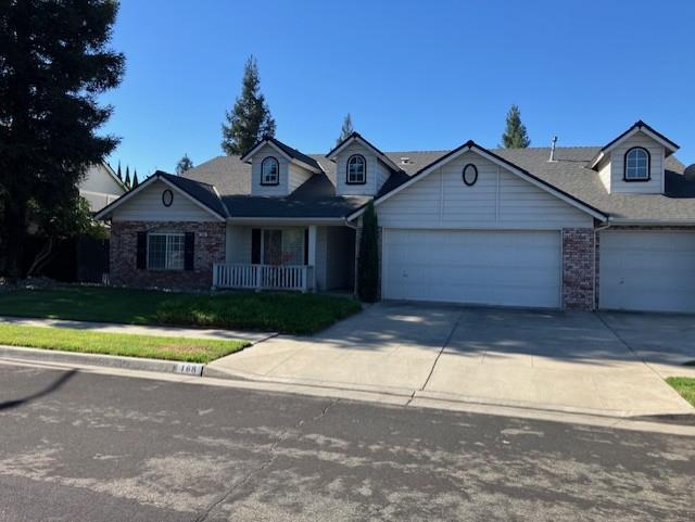 168 Decatur Ave, Clovis, CA 93611