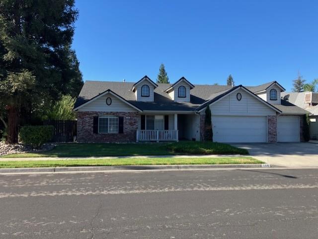 168 Decatur Ave, Clovis, CA 93611