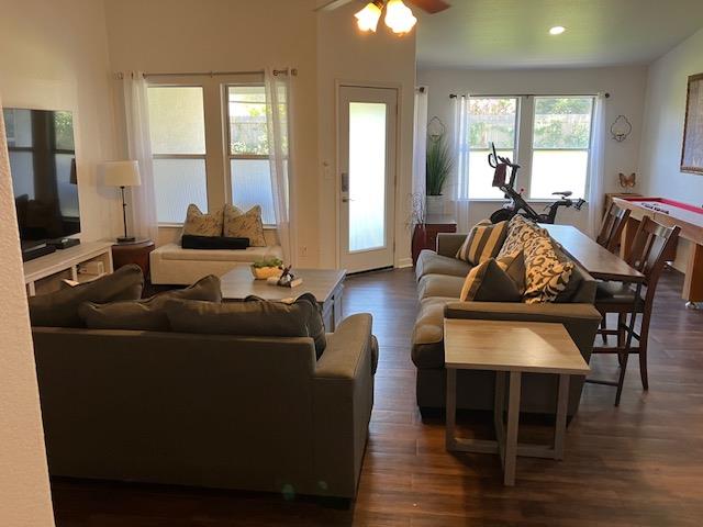 168 Decatur Ave, Clovis, CA 93611