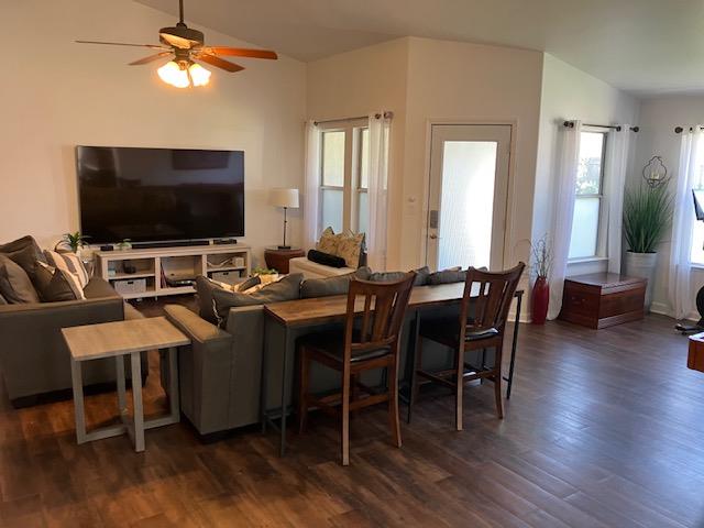 168 Decatur Ave, Clovis, CA 93611