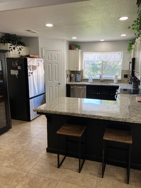 168 Decatur Ave, Clovis, CA 93611