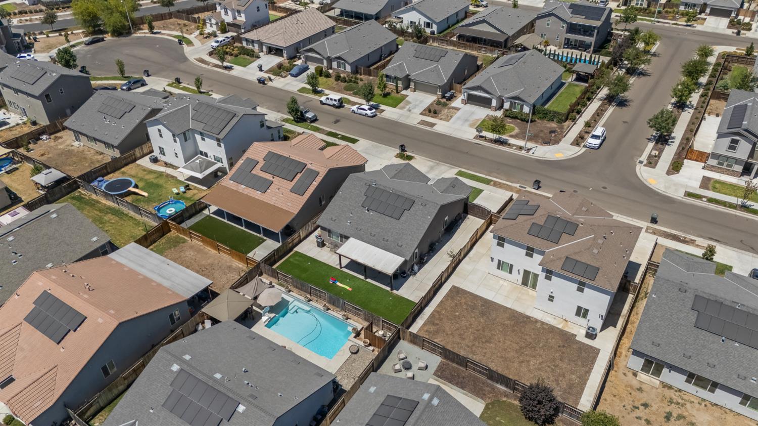 3541 E Laura, Visalia, CA 93292