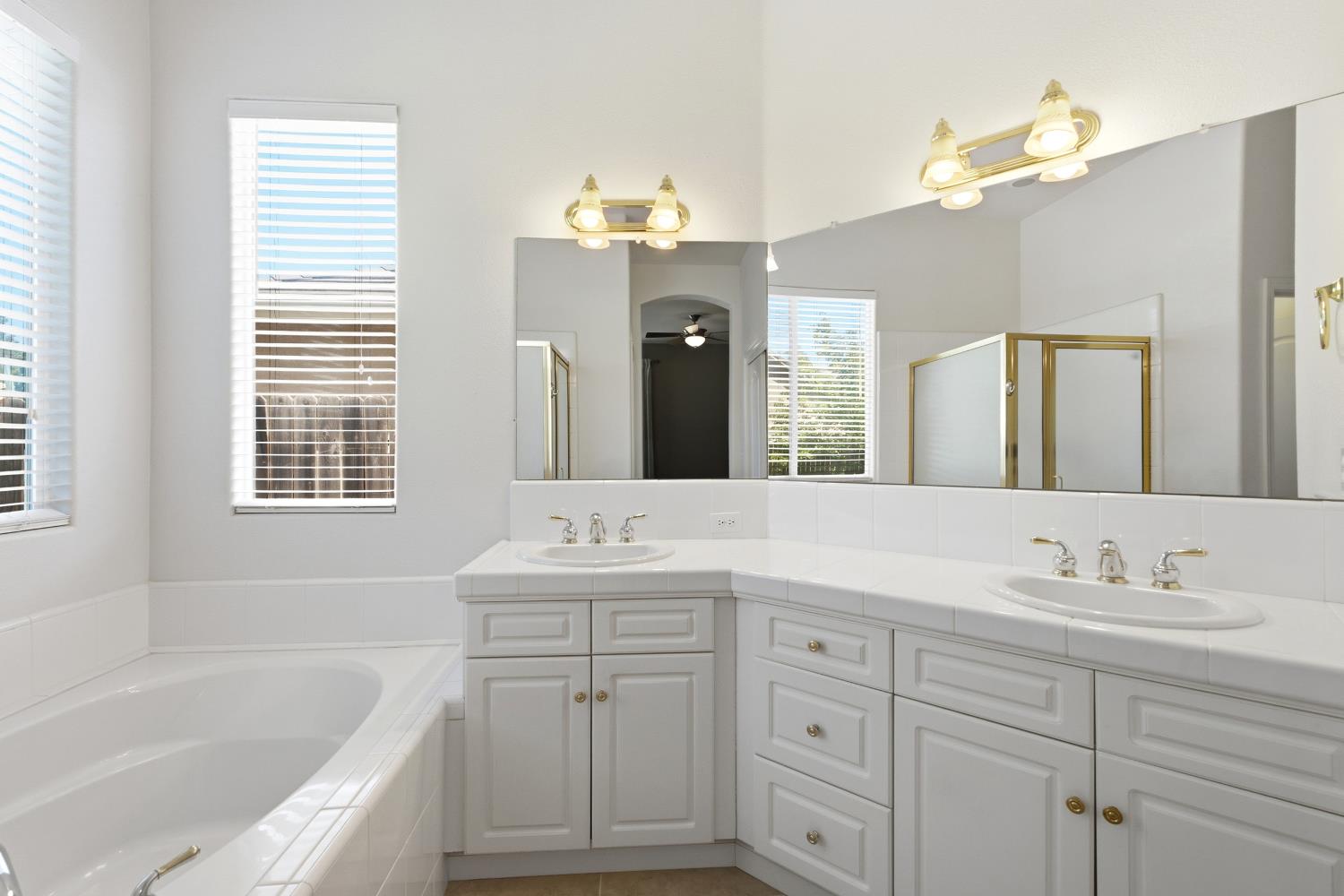 256 N Magnolia Ave, Clovis, CA 93611