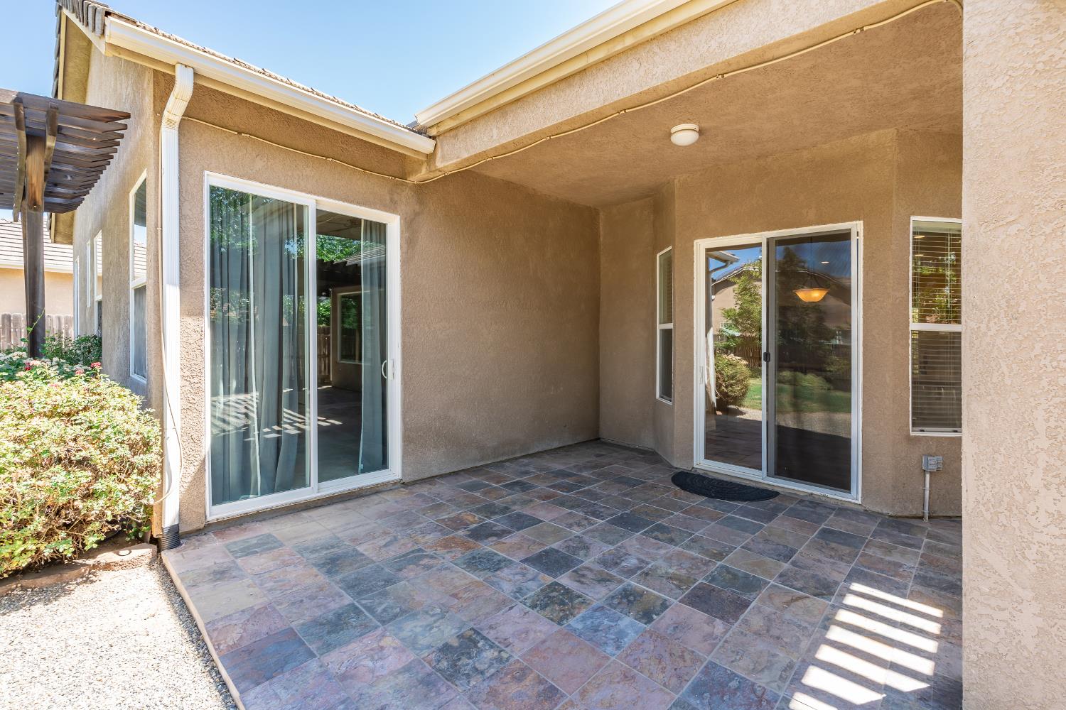 256 N Magnolia Ave, Clovis, CA 93611