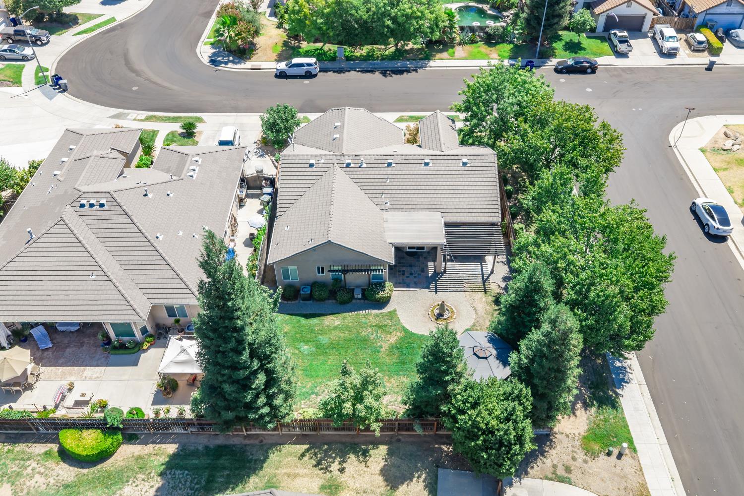 256 N Magnolia Ave, Clovis, CA 93611
