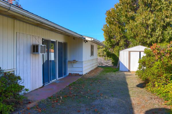 45512 Lauri Ln, Oakhurst, CA 93644