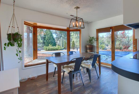 45512 Lauri Ln, Oakhurst, CA 93644