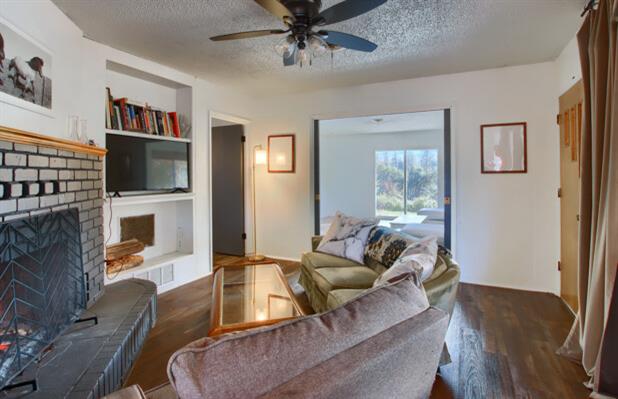 45512 Lauri Ln, Oakhurst, CA 93644
