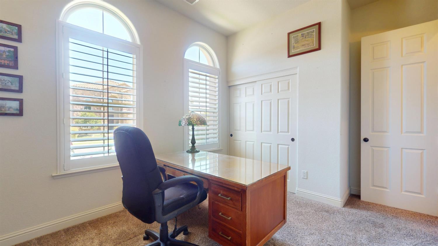 1341 E Via Corsica Pl, Fresno, CA 93730