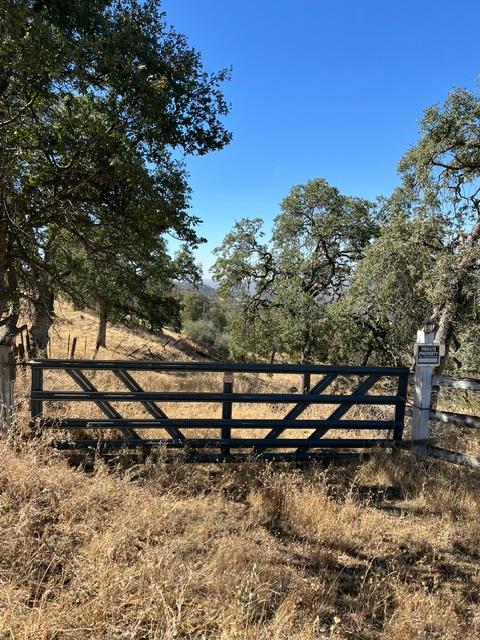 0 0 Thunderhill Ln, Yokuts Valley, CA 93675
