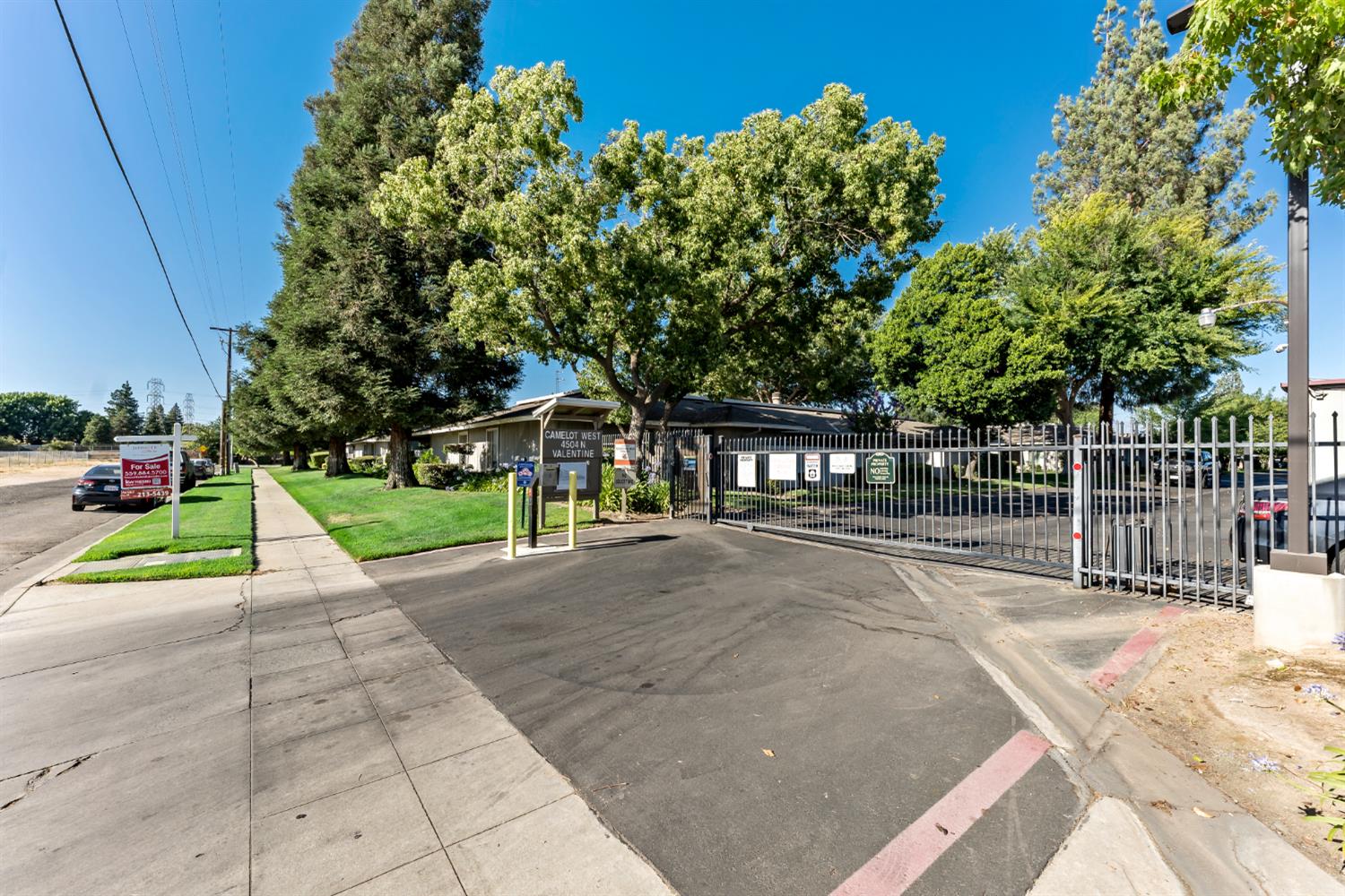 4504 N Valentine Ave #141, Fresno, CA 93722