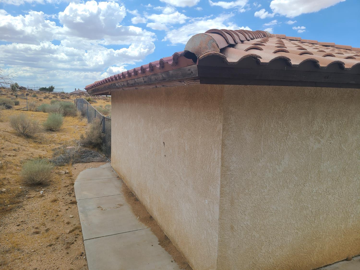 26275 Rancho. St, Apple Valley, CA 92308