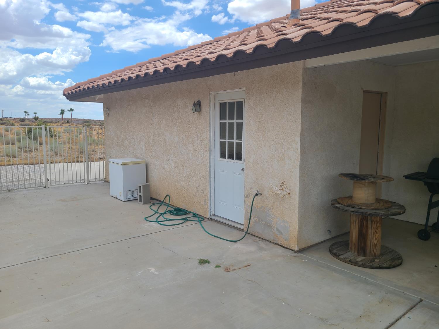26275 Rancho. St, Apple Valley, CA 92308