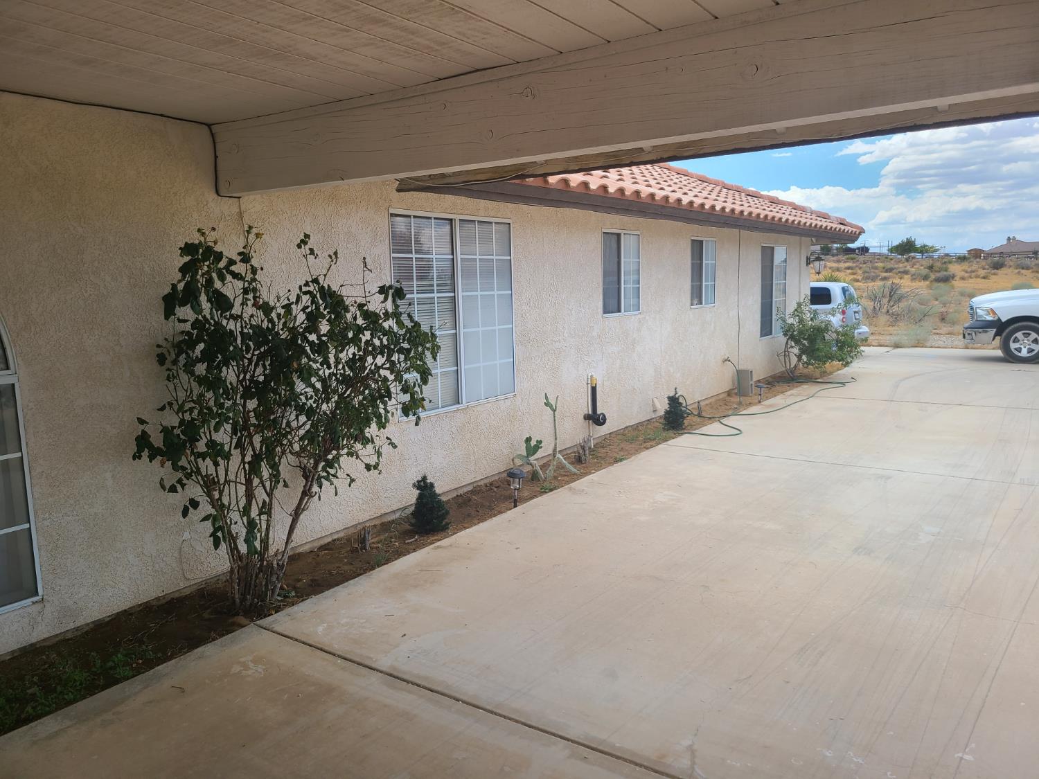 26275 Rancho. St, Apple Valley, CA 92308