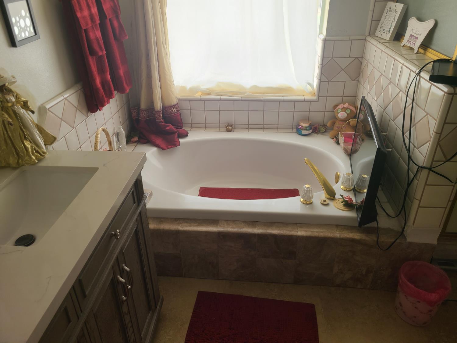 26275 Rancho. St, Apple Valley, CA 92308