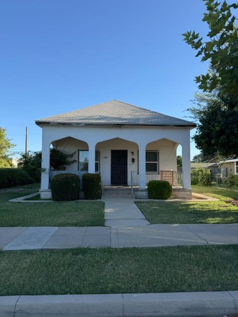 1916 7th St, Sanger, CA 93657