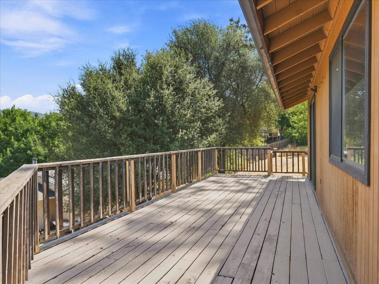 40901 Elliott Dr, Oakhurst, CA 93644