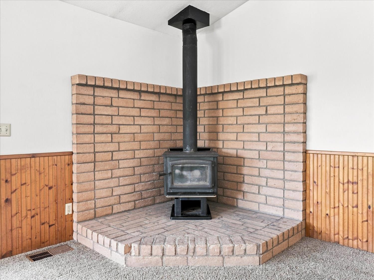 40901 Elliott Dr, Oakhurst, CA 93644