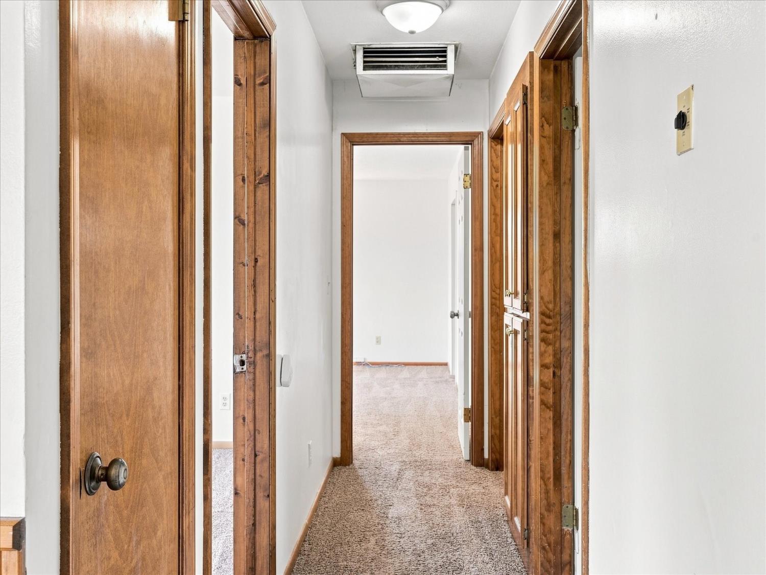 40901 Elliott Dr, Oakhurst, CA 93644