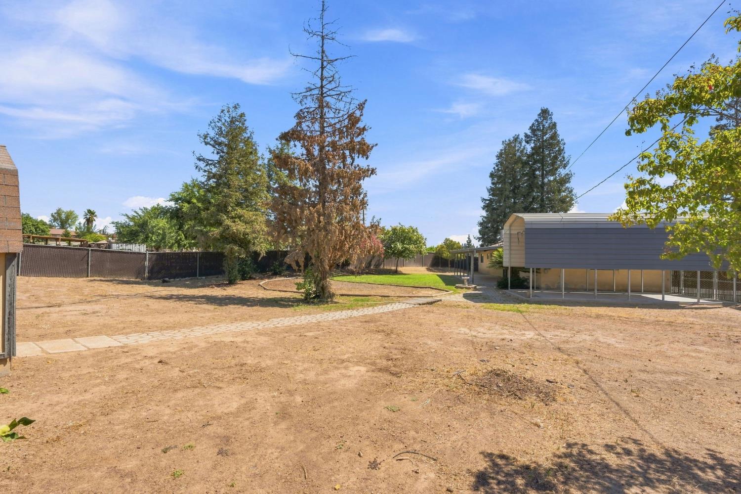18518 Hanover Dr, Madera, CA 93638