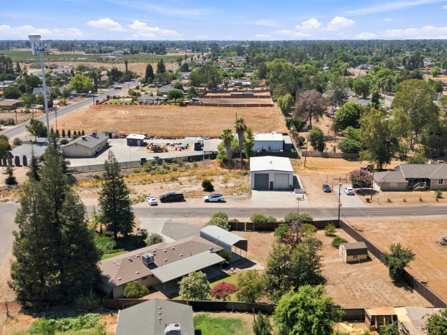 18518 Hanover Dr, Madera, CA 93638