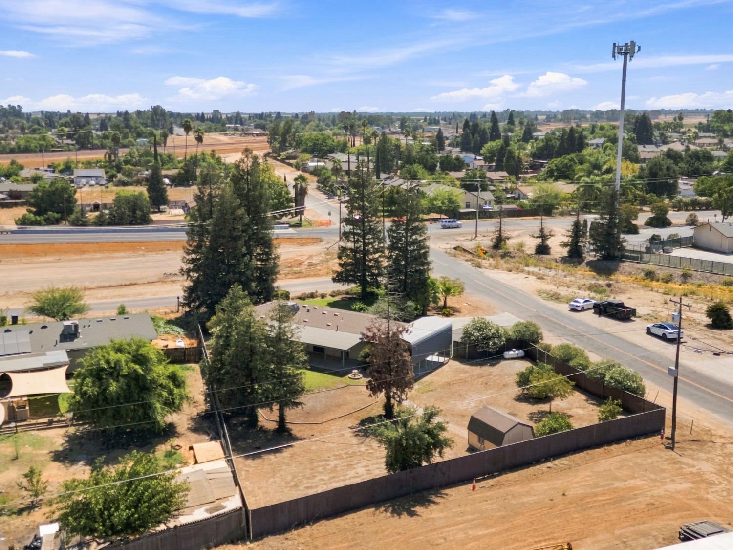 18518 Hanover Dr, Madera, CA 93638