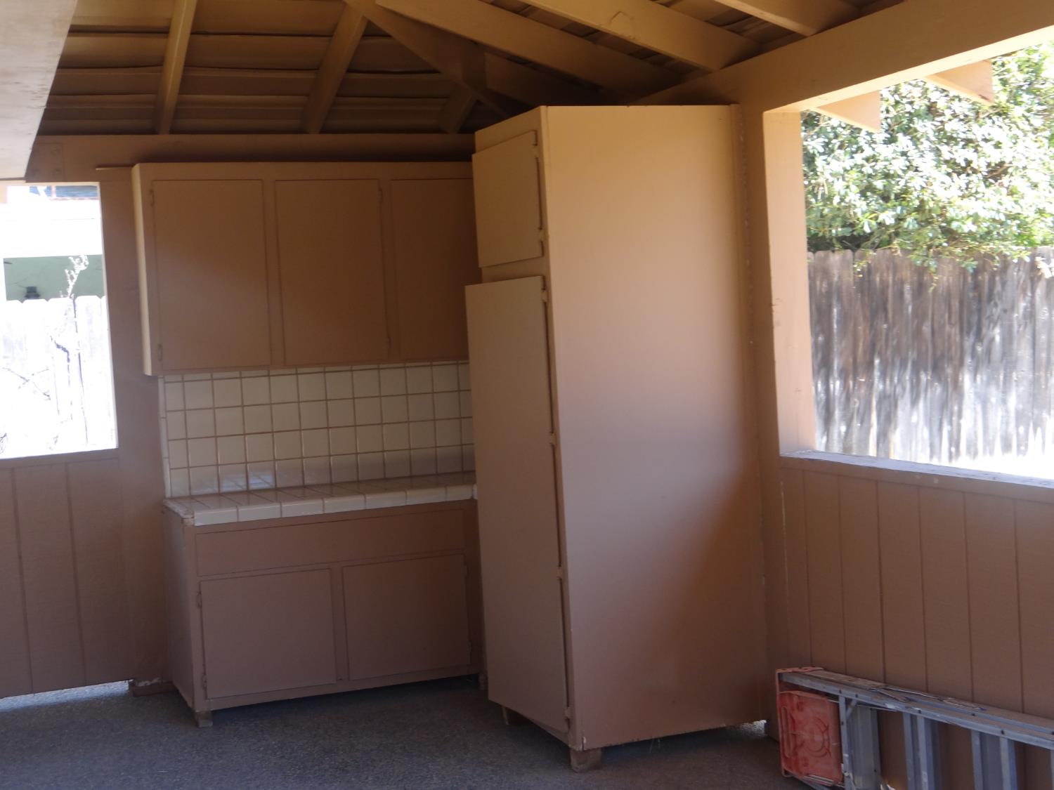 2712 W Mesa Ave, Fresno, CA 93711