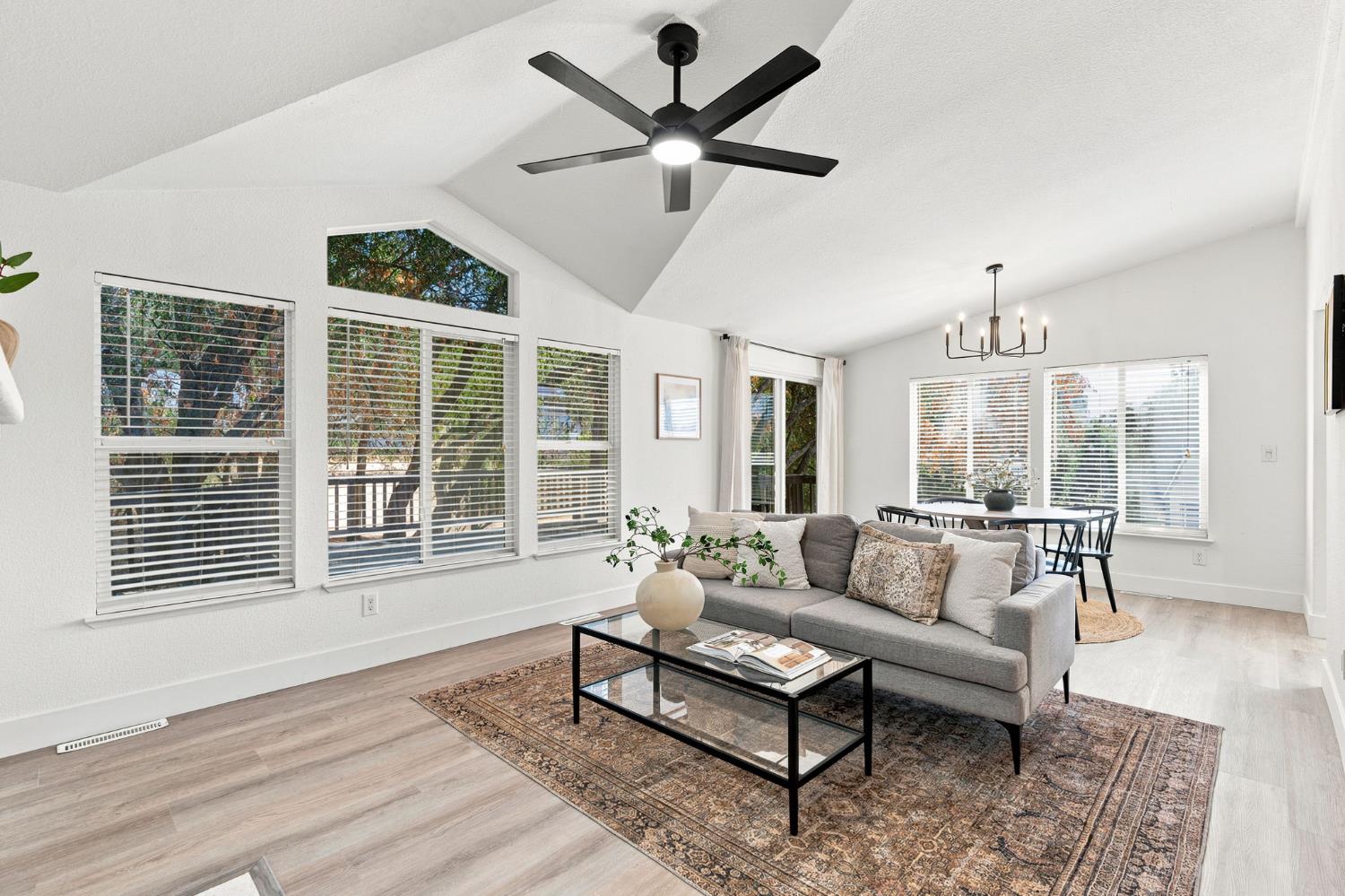 40869 Road 425A, Oakhurst, CA 93644