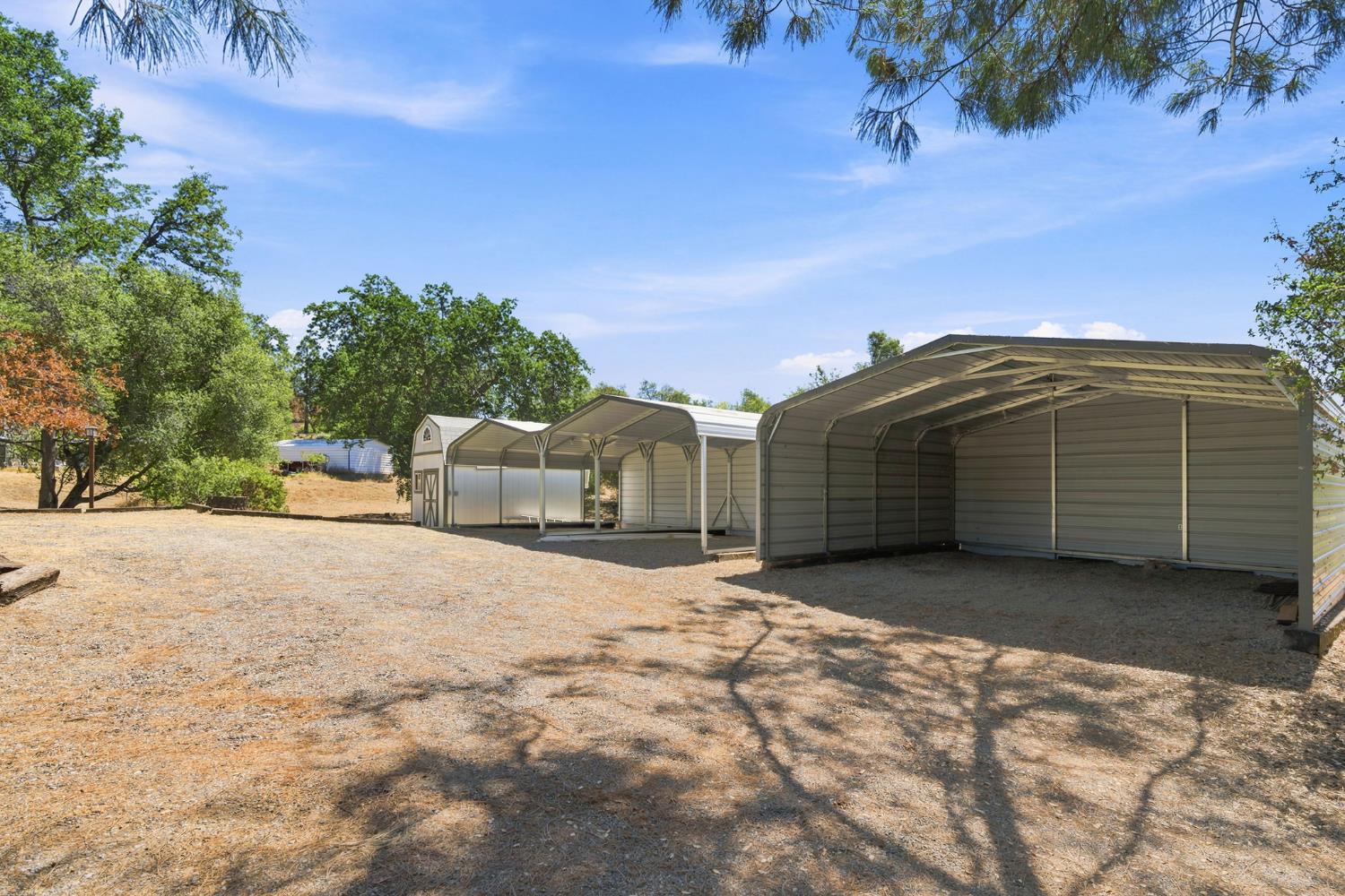 40869 Road 425A, Oakhurst, CA 93644