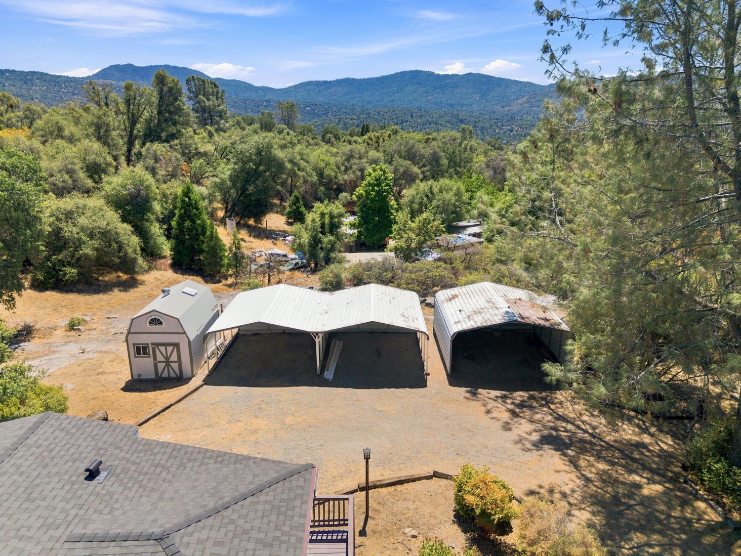 40869 Road 425A, Oakhurst, CA 93644
