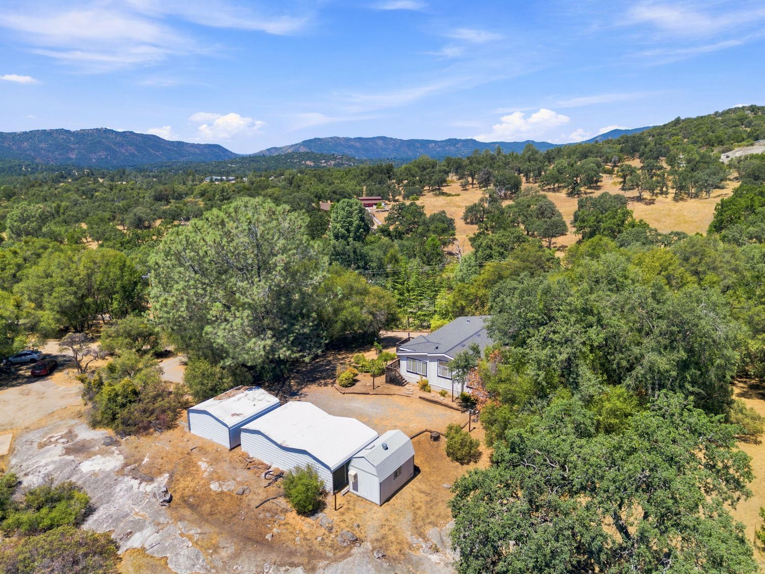 40869 Road 425A, Oakhurst, CA 93644