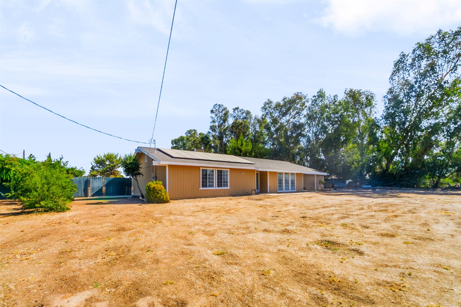 6282 W Mckinley Ave, Fresno, CA 93723