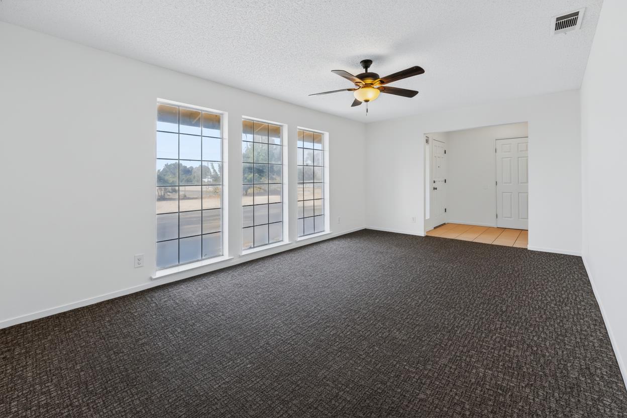 6282 W Mckinley Ave, Fresno, CA 93723
