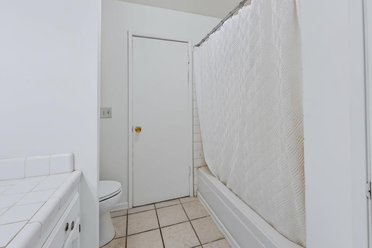 6282 W Mckinley Ave, Fresno, CA 93723