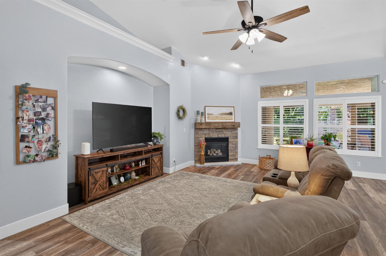 106 Moody Ave, Clovis, CA 93619