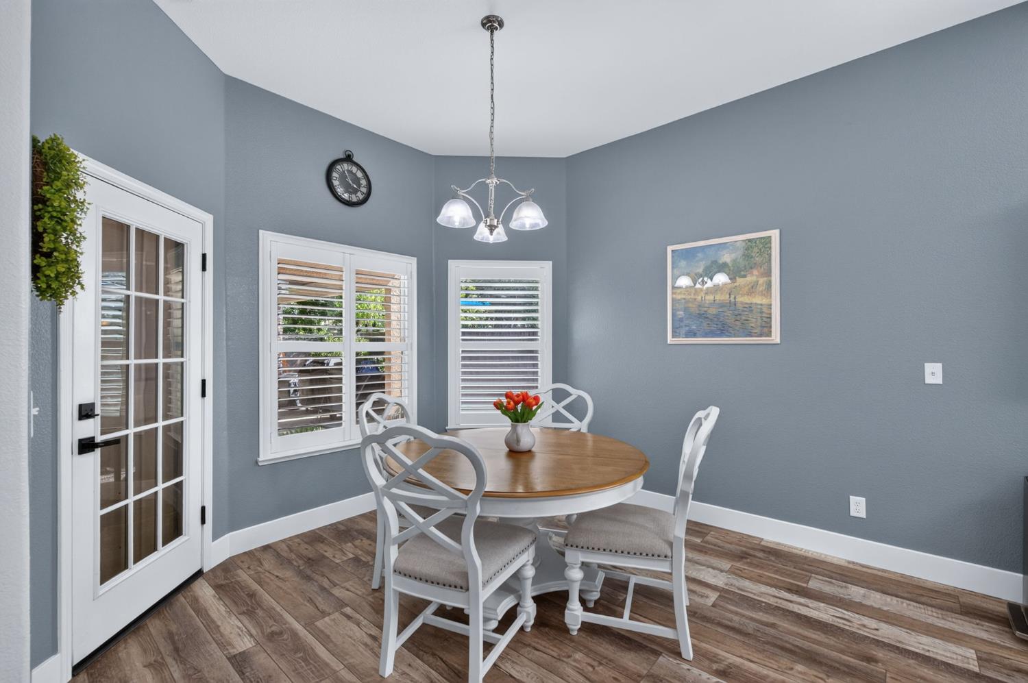106 Moody Ave, Clovis, CA 93619