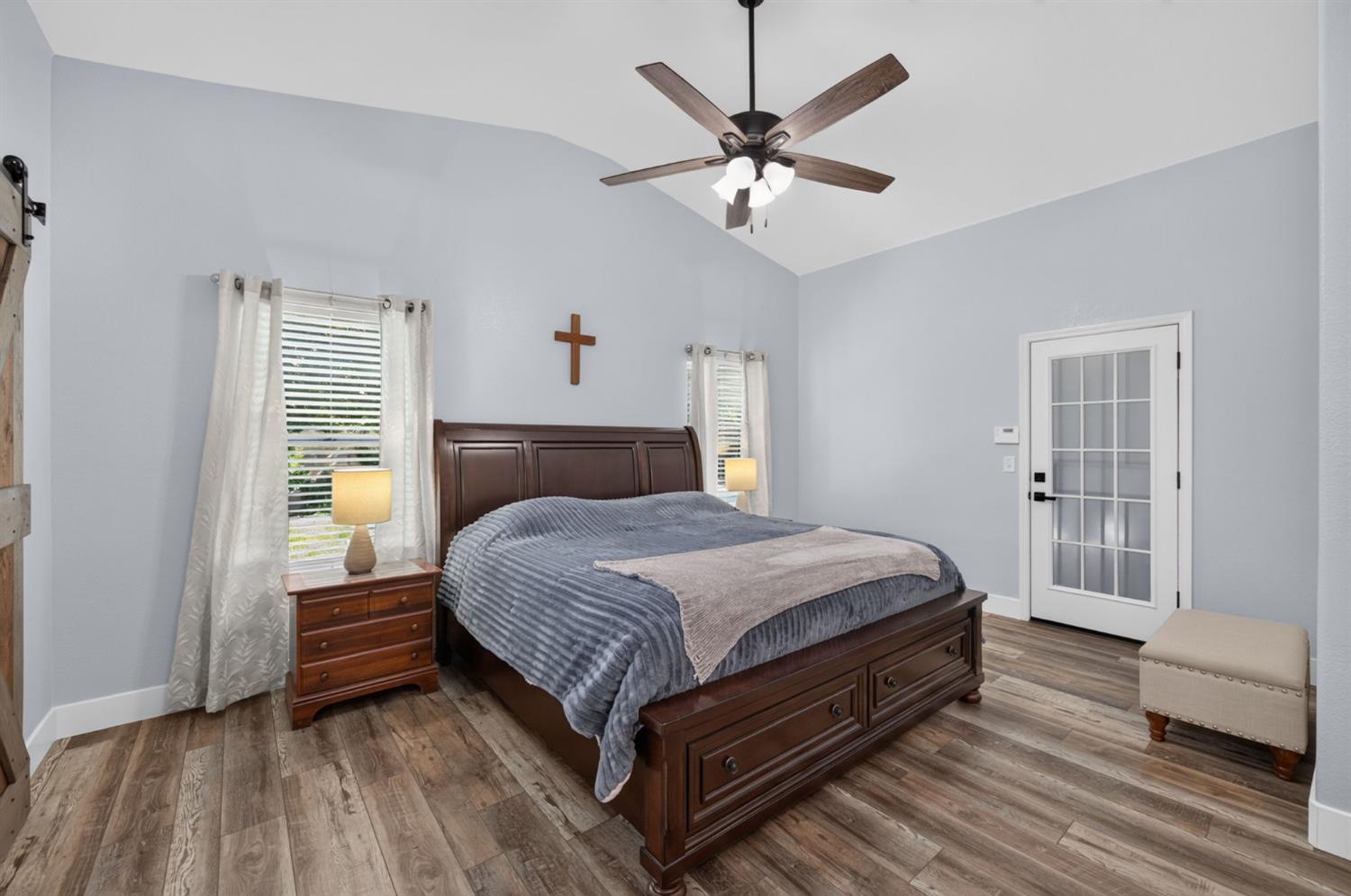 106 Moody Ave, Clovis, CA 93619