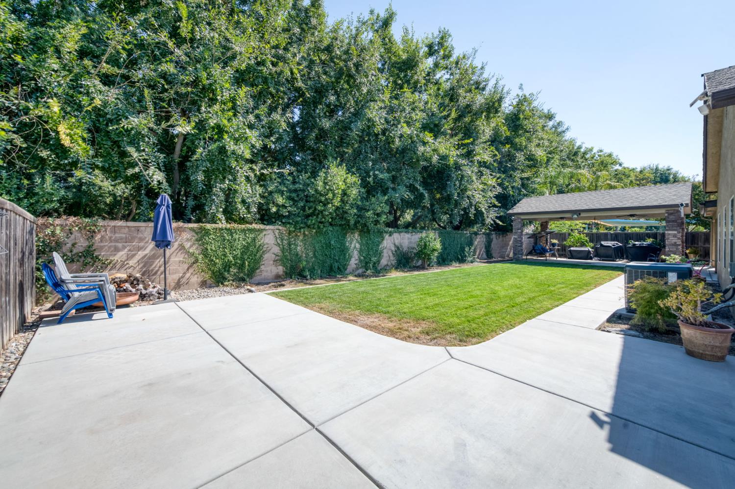 106 Moody Ave, Clovis, CA 93619