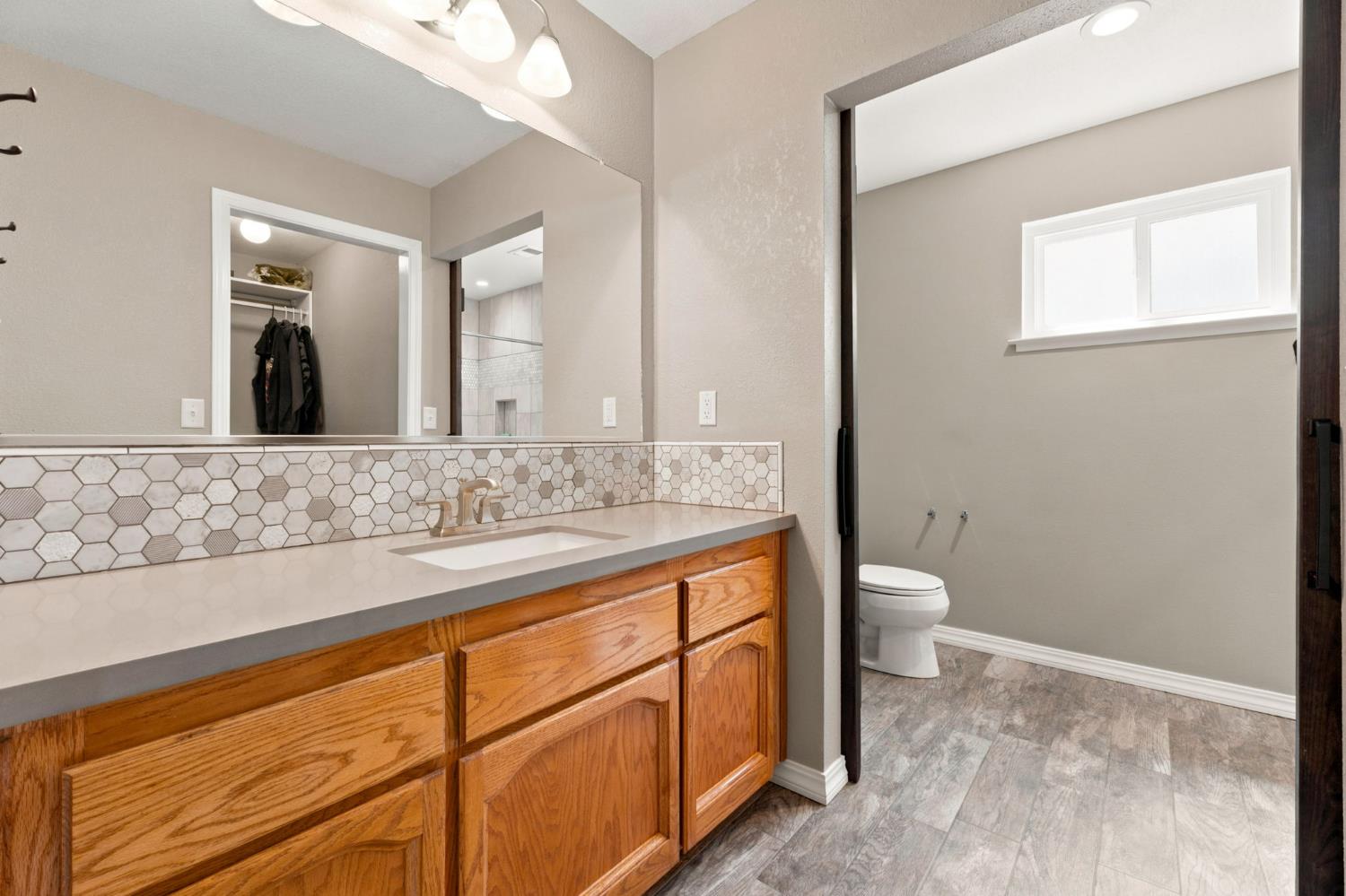 16176 Paula, Madera, CA 93636