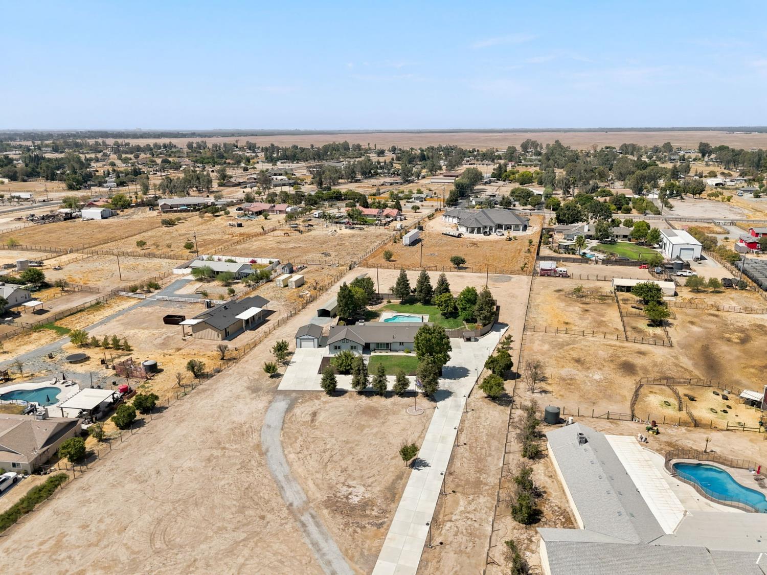 16176 Paula, Madera, CA 93636