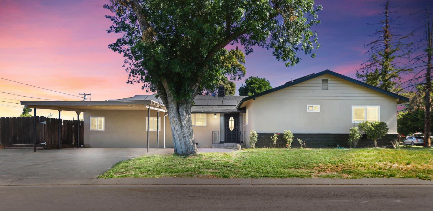 351 Alpine Dr, Merced, CA 95340