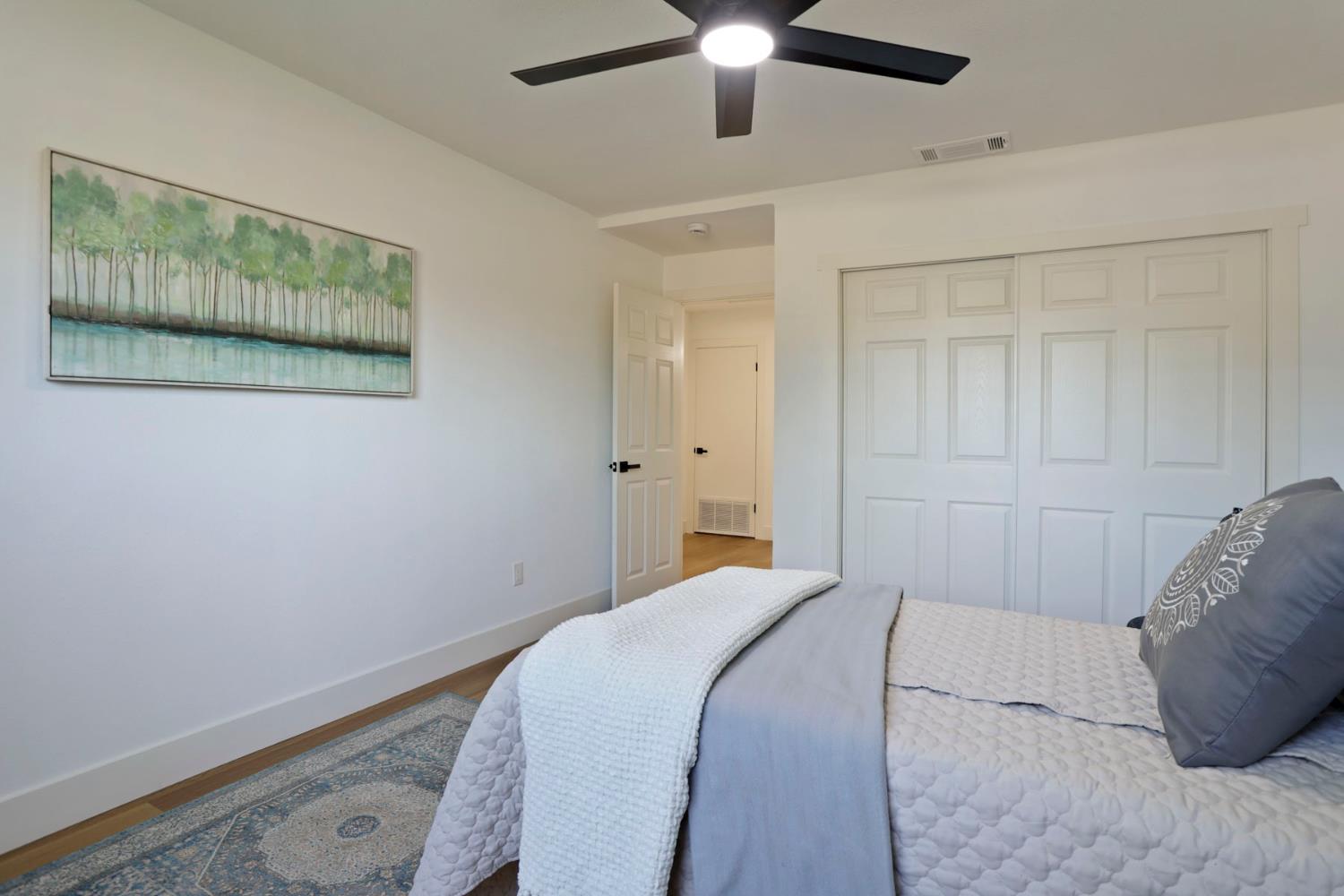 351 Alpine Dr, Merced, CA 95340