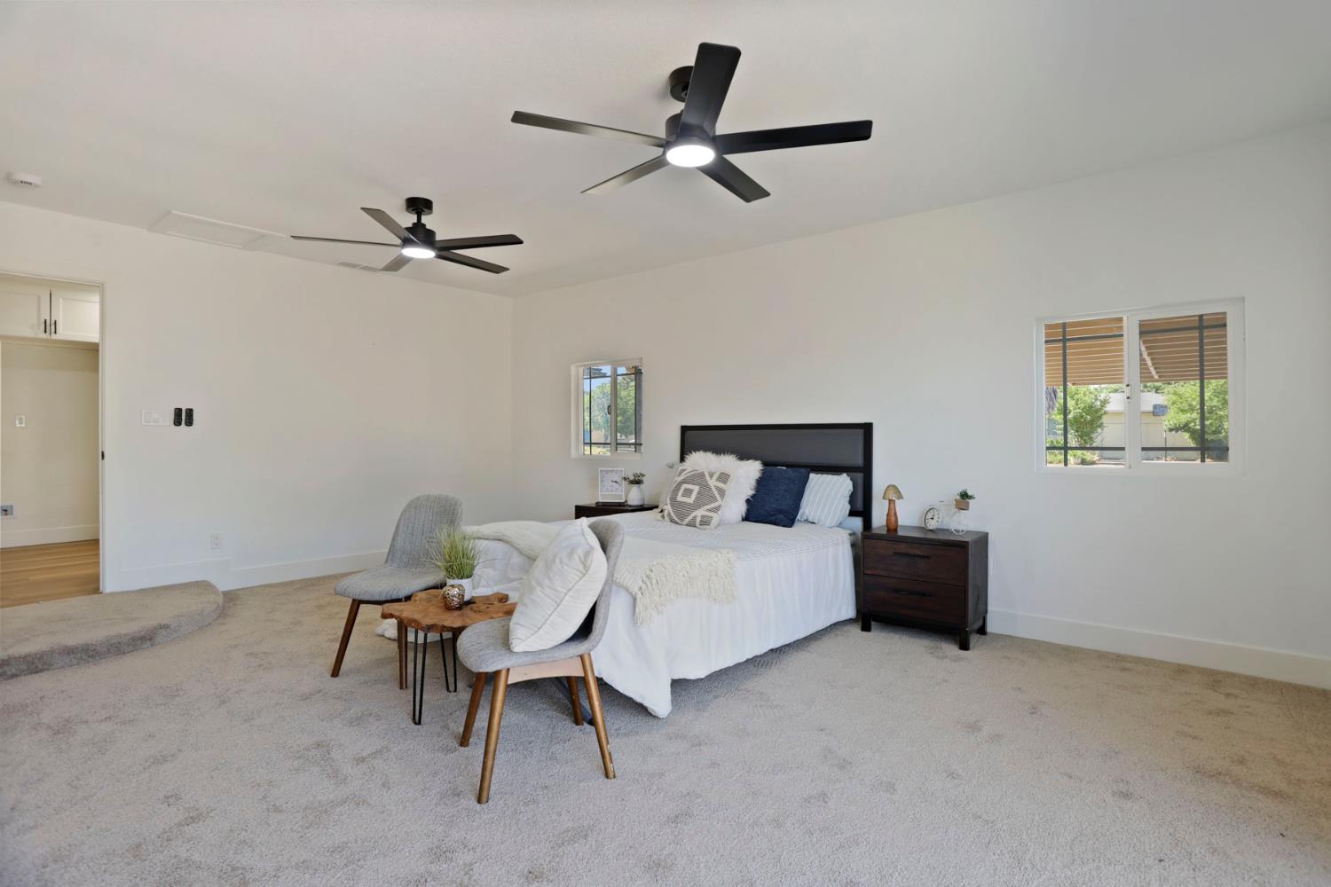 351 Alpine Dr, Merced, CA 95340