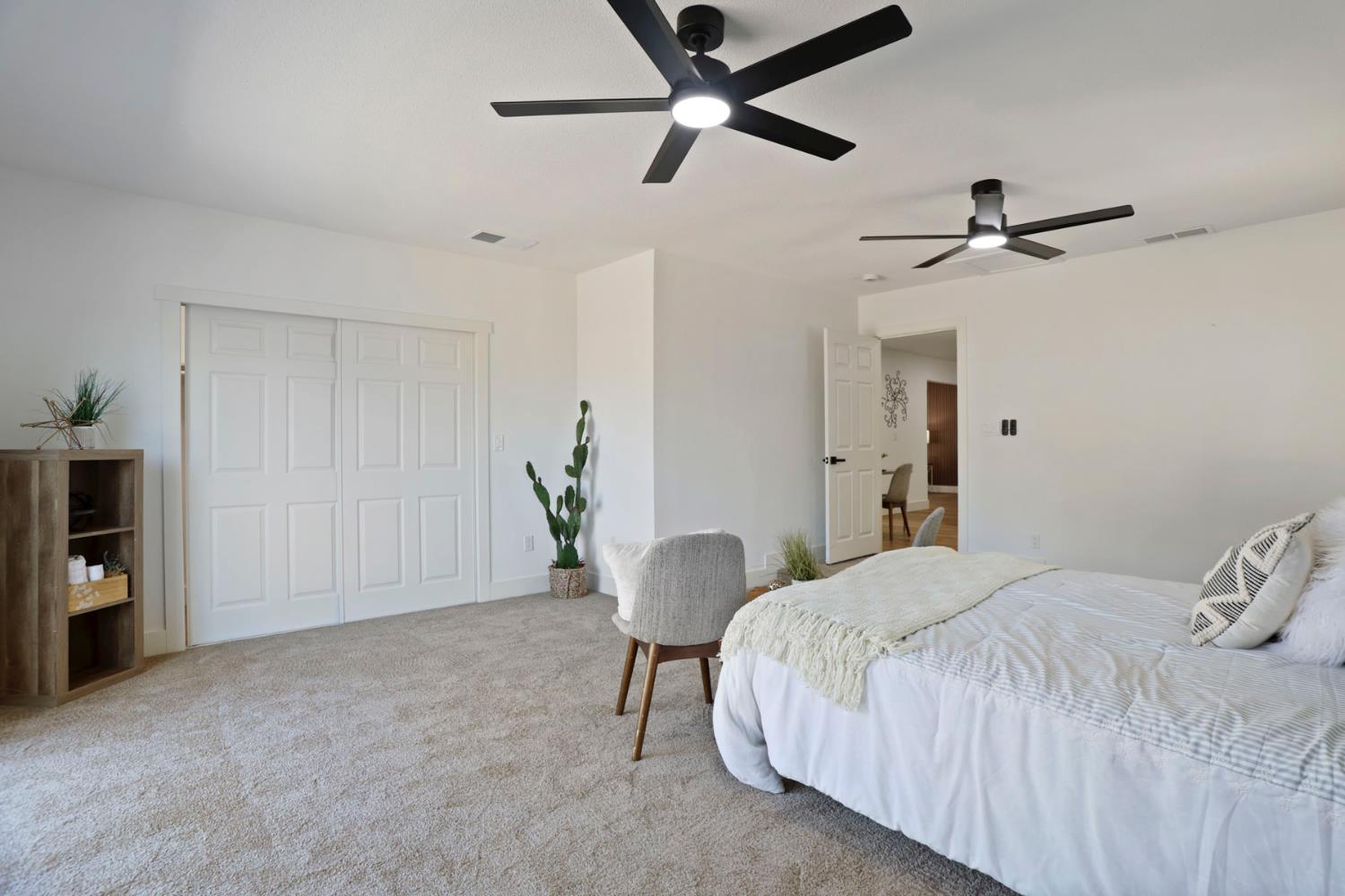 351 Alpine Dr, Merced, CA 95340
