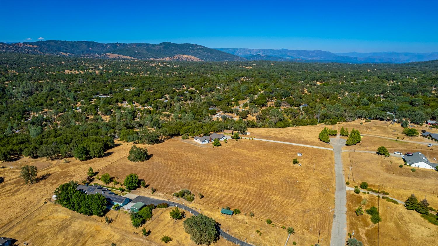 1 Chukchansi Rd, Coarsegold, CA 93614